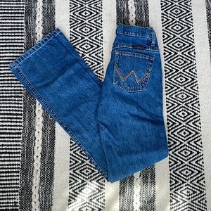 Woman’s wrangler bootcut jeans
